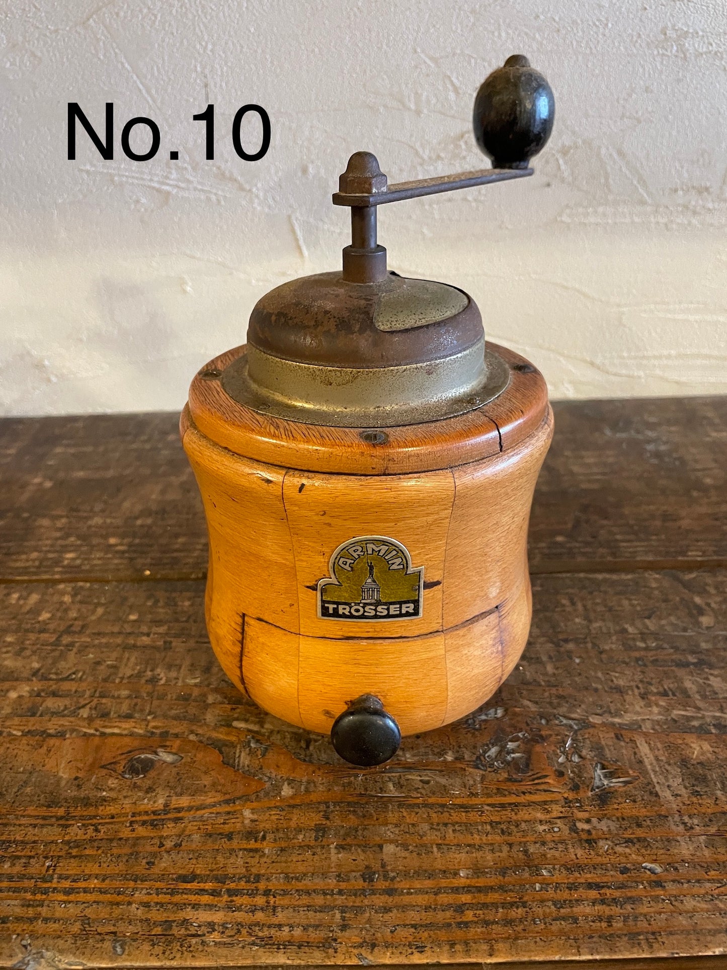 【№ 10】 ARMIN TROSSER wood round coffee mill
