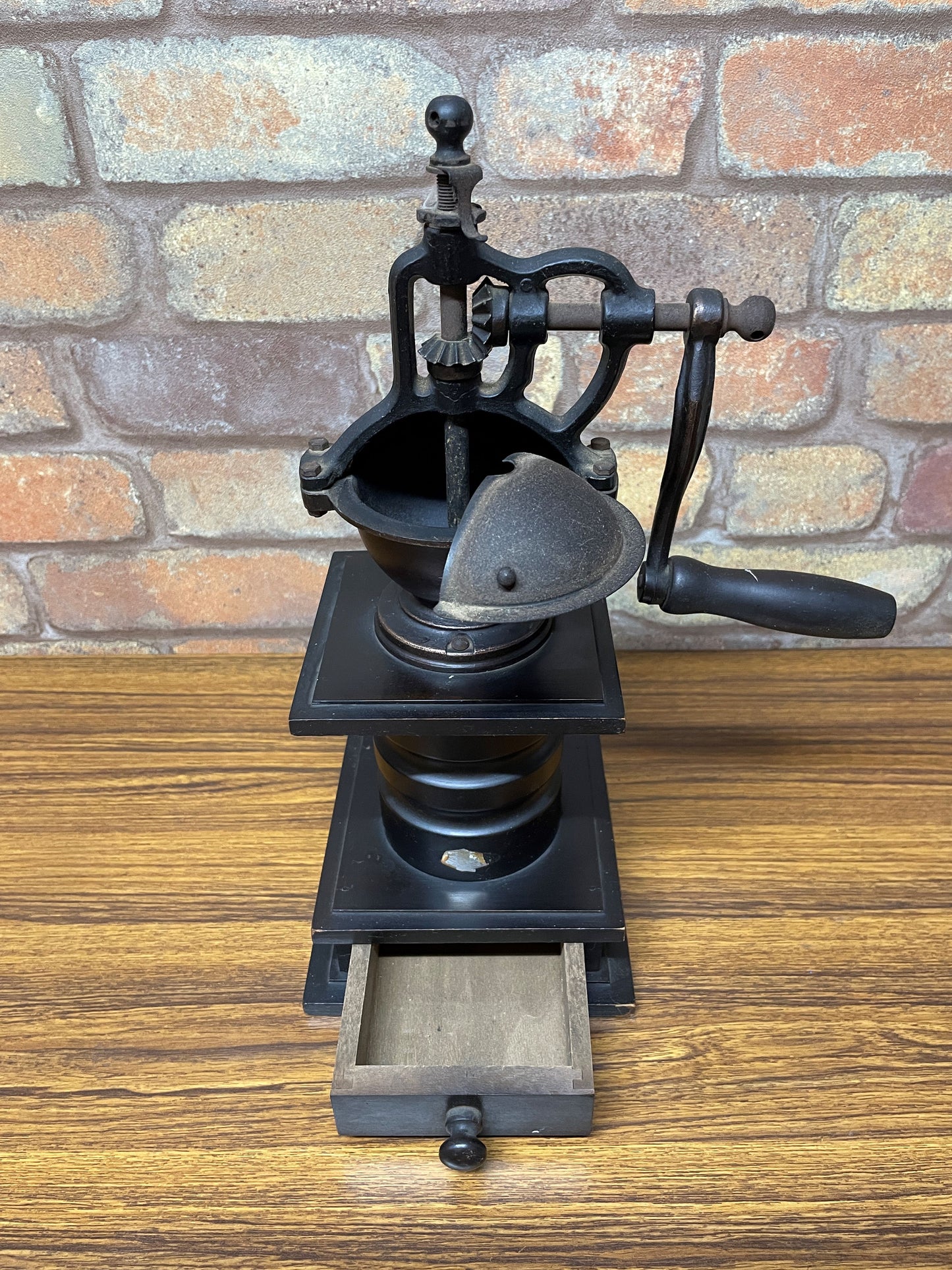 【vintage011】 B.G.(ITALY) wood coffee mill