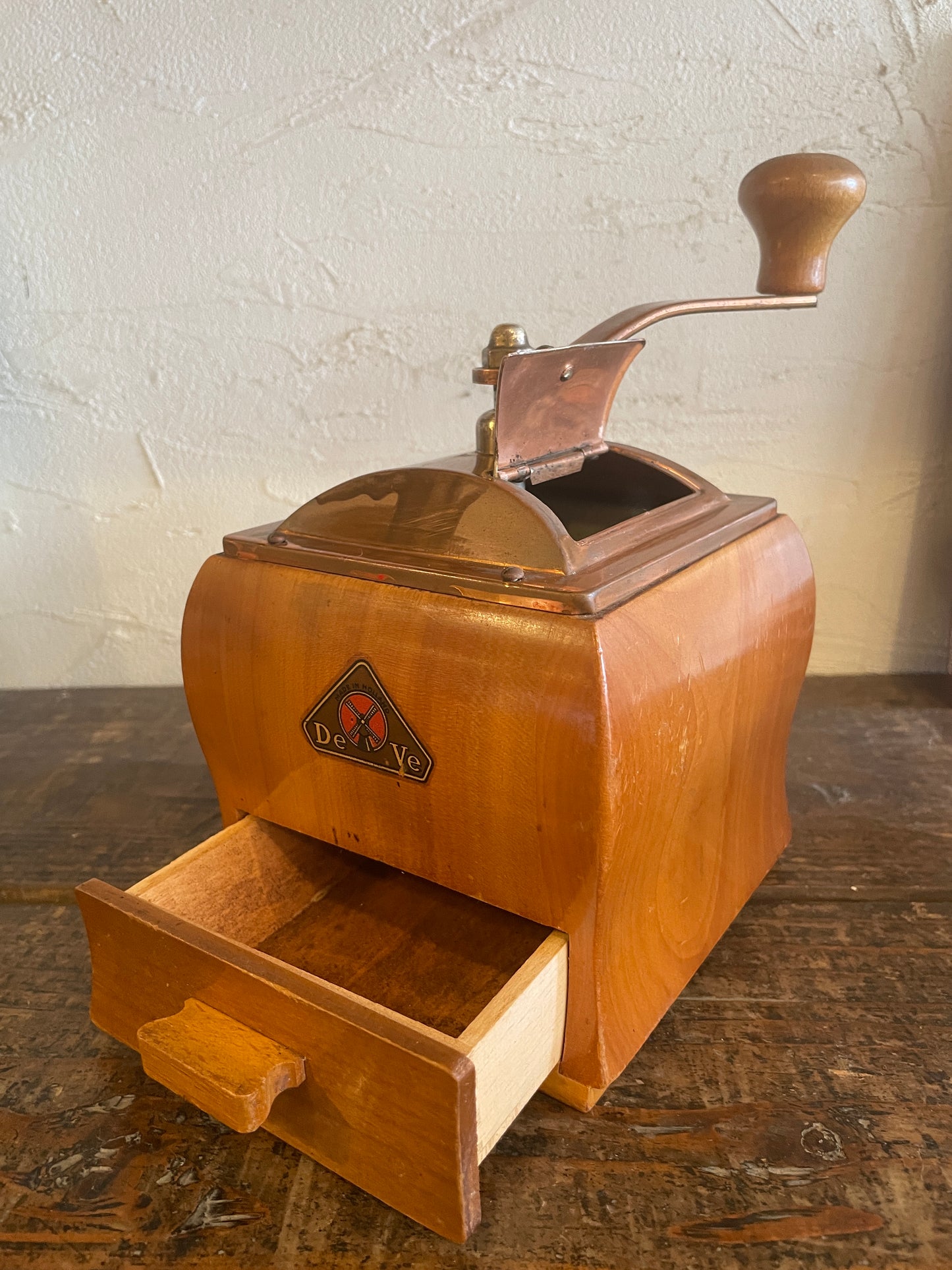【№ 66】 DeVe copper top wood box coffee mill