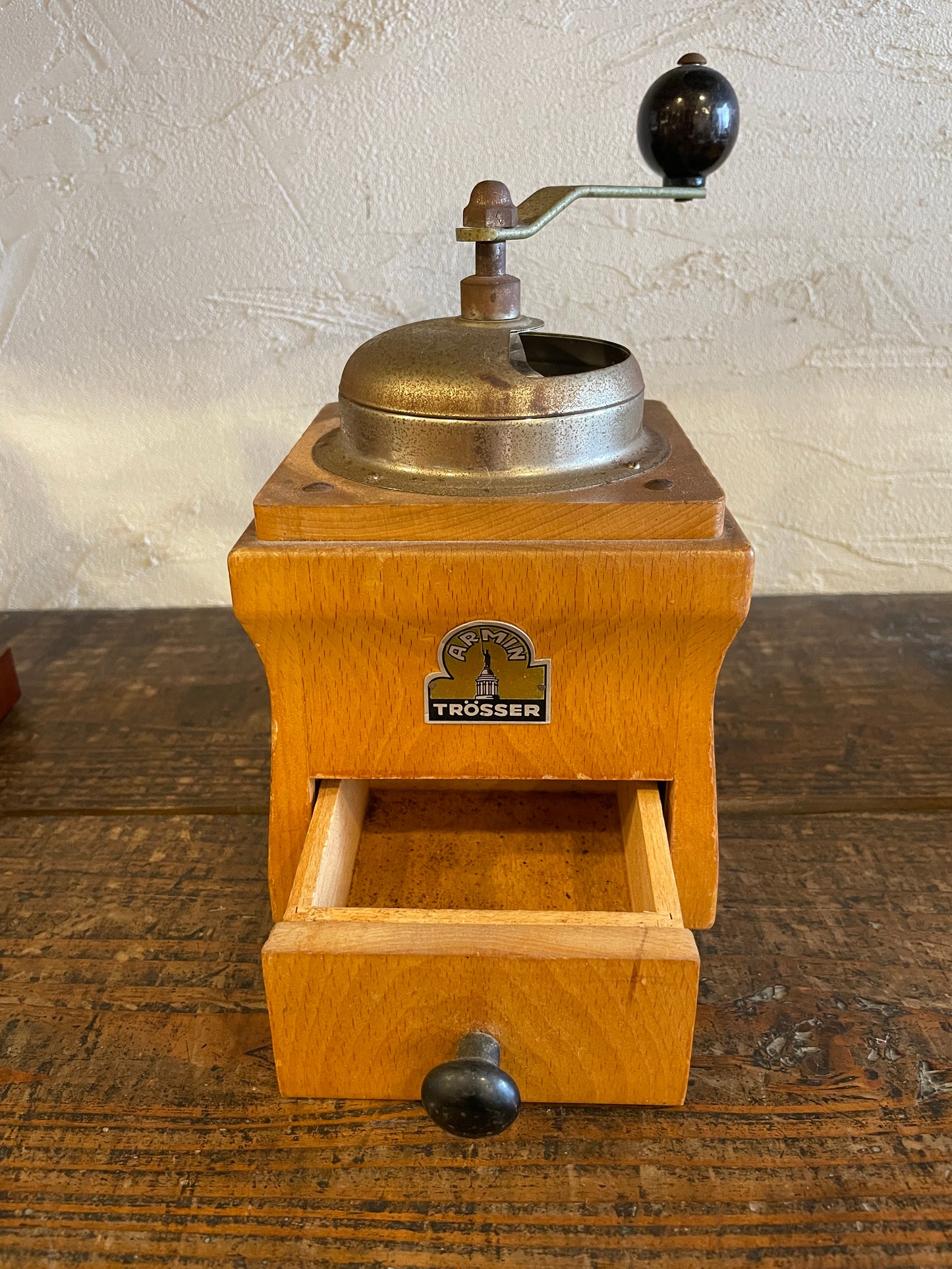 【№ 2】 ARMIN TROSSER wood box coffee mill