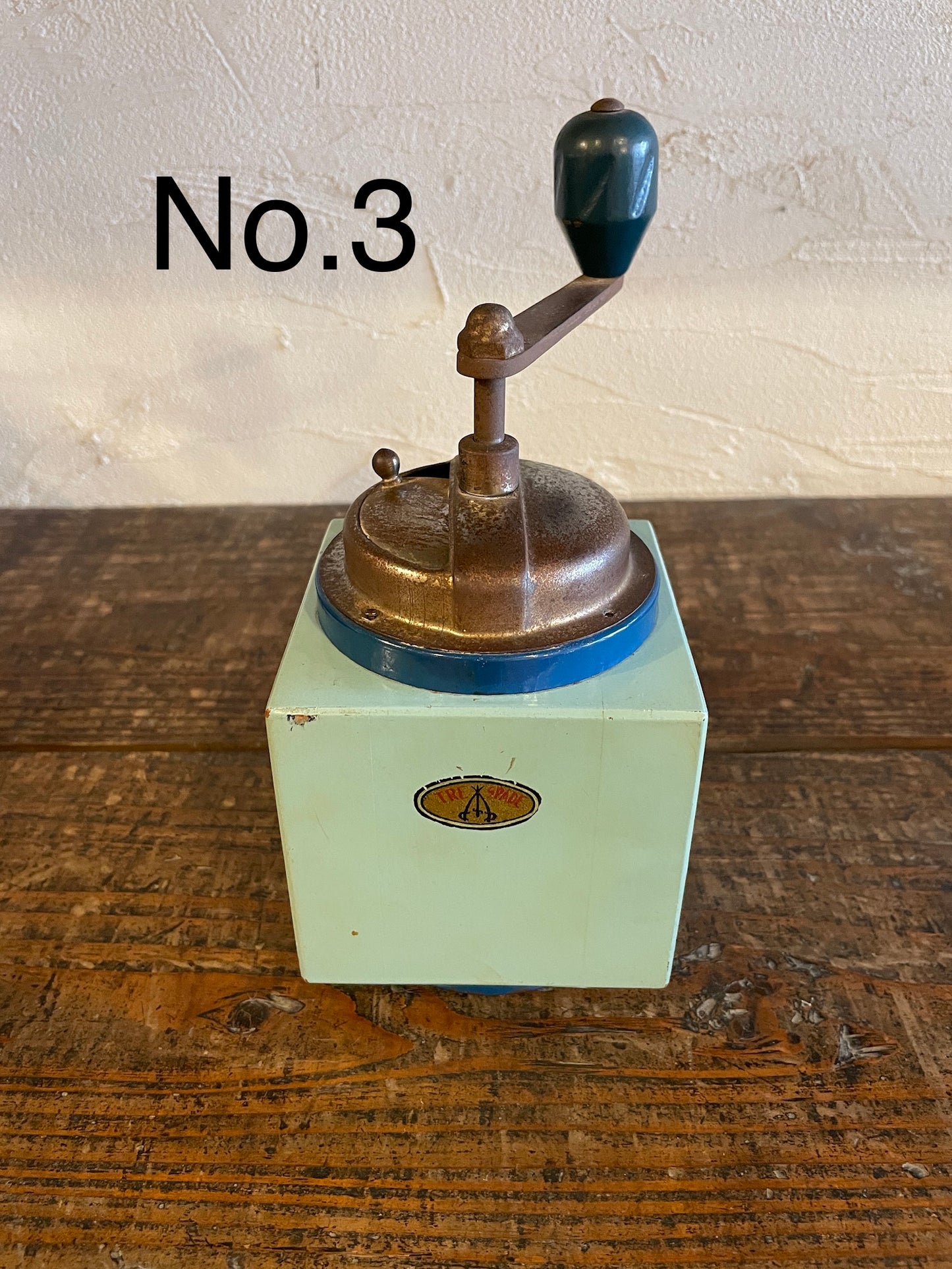 【№ 3】 TRE SPADE wood box coffee mill