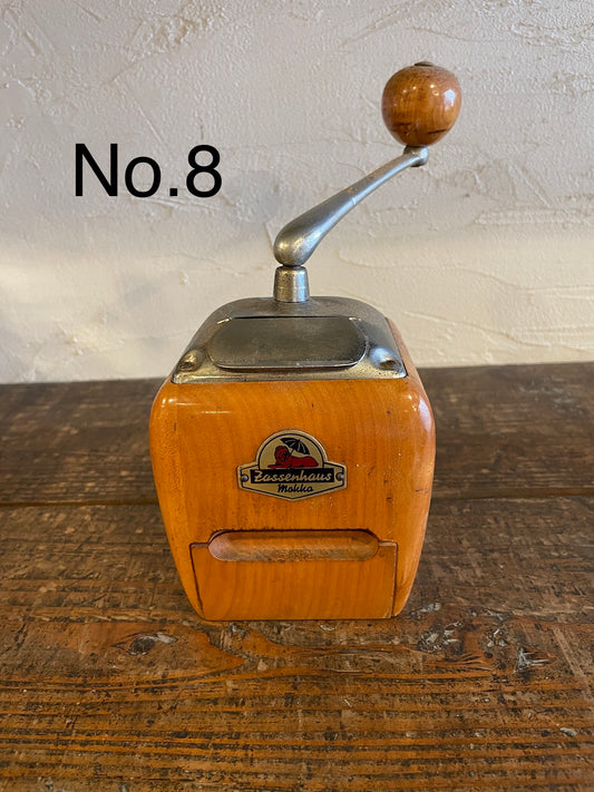 【№ 8】 ZASSENHAUS wood coffee mill Nr.531 "Brilliant"