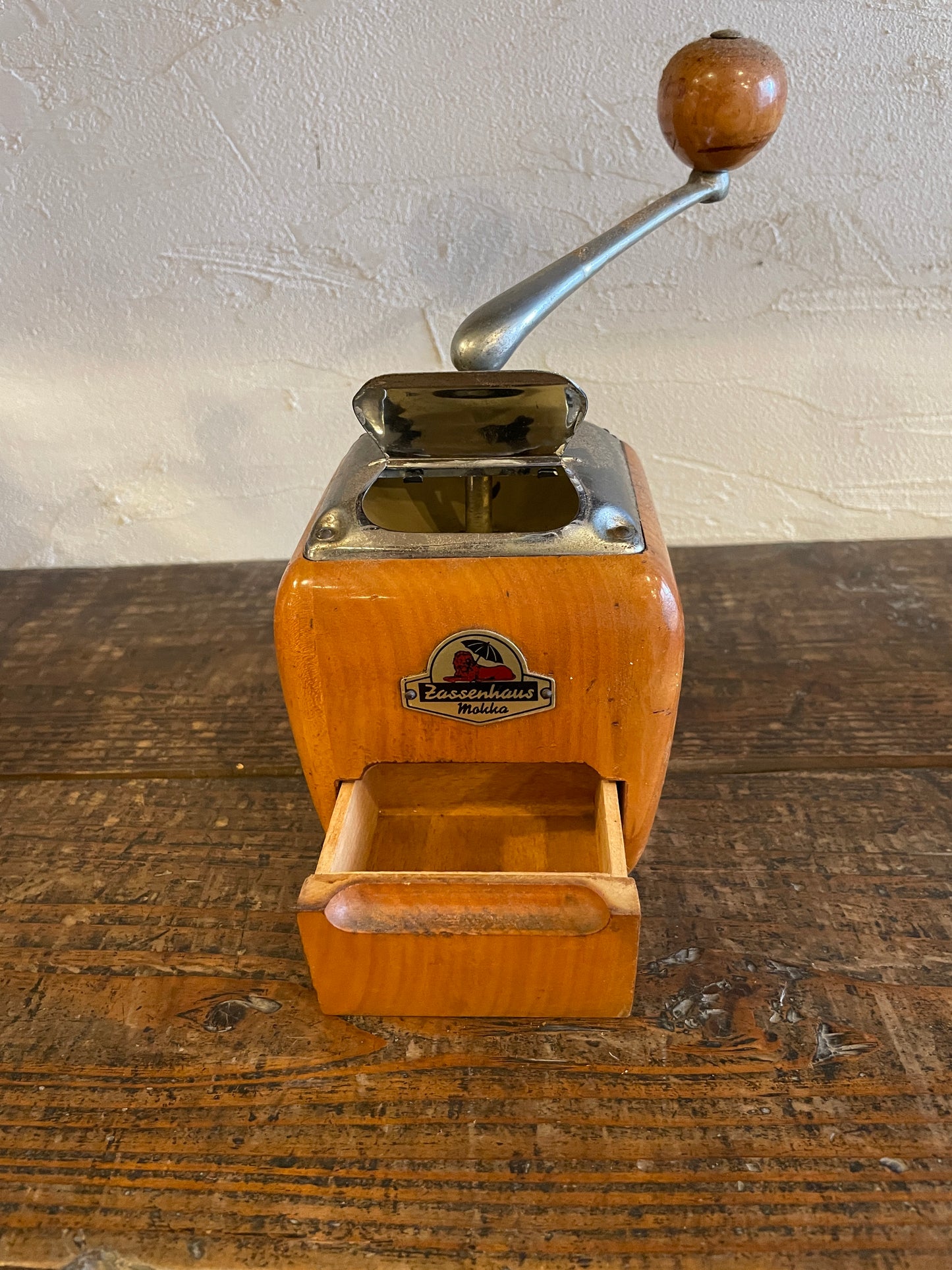 【№ 8】 ZASSENHAUS wood coffee mill Nr.531 "Brilliant"