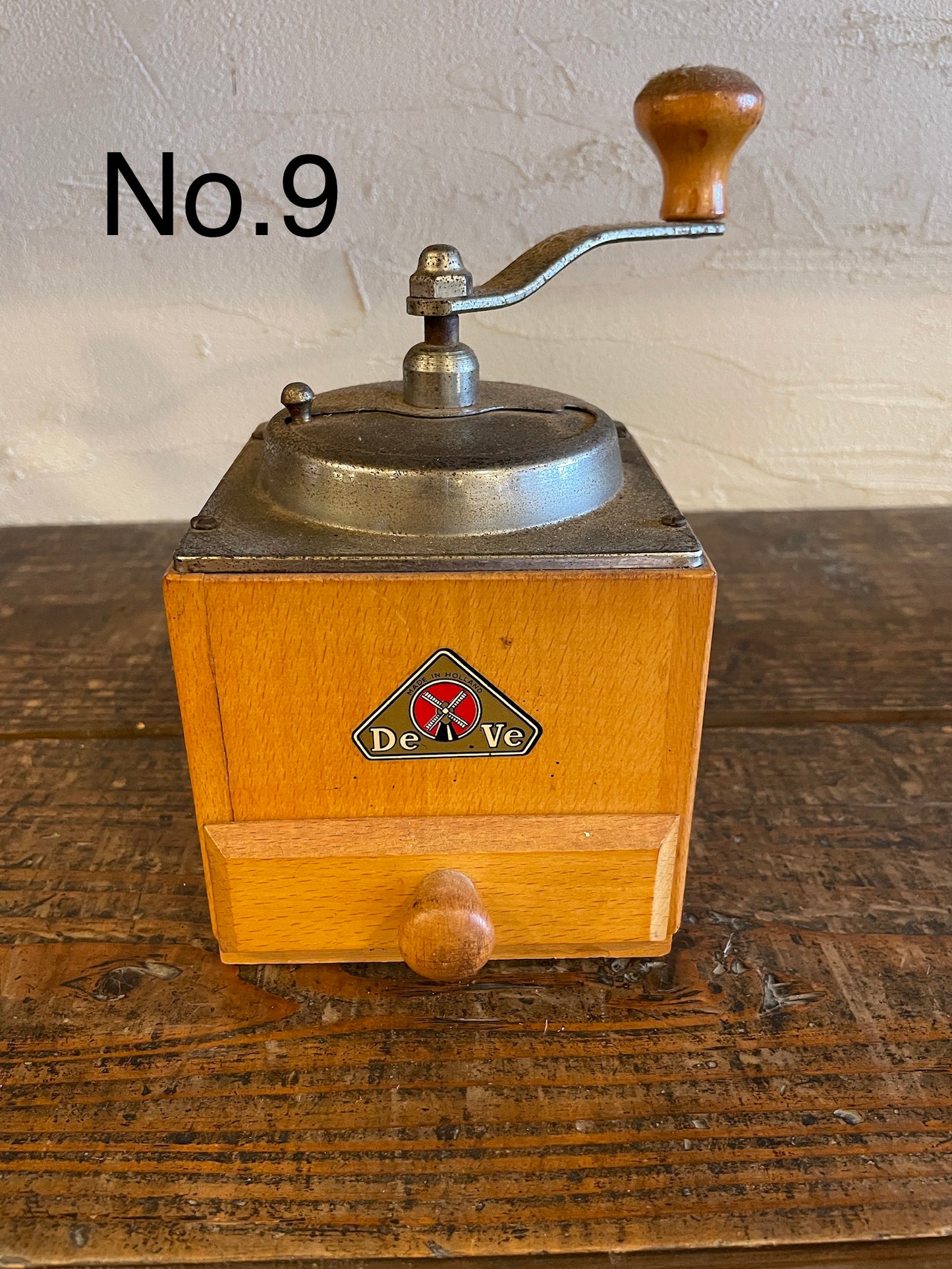 【№ 9】 DeVe wood box coffee mill