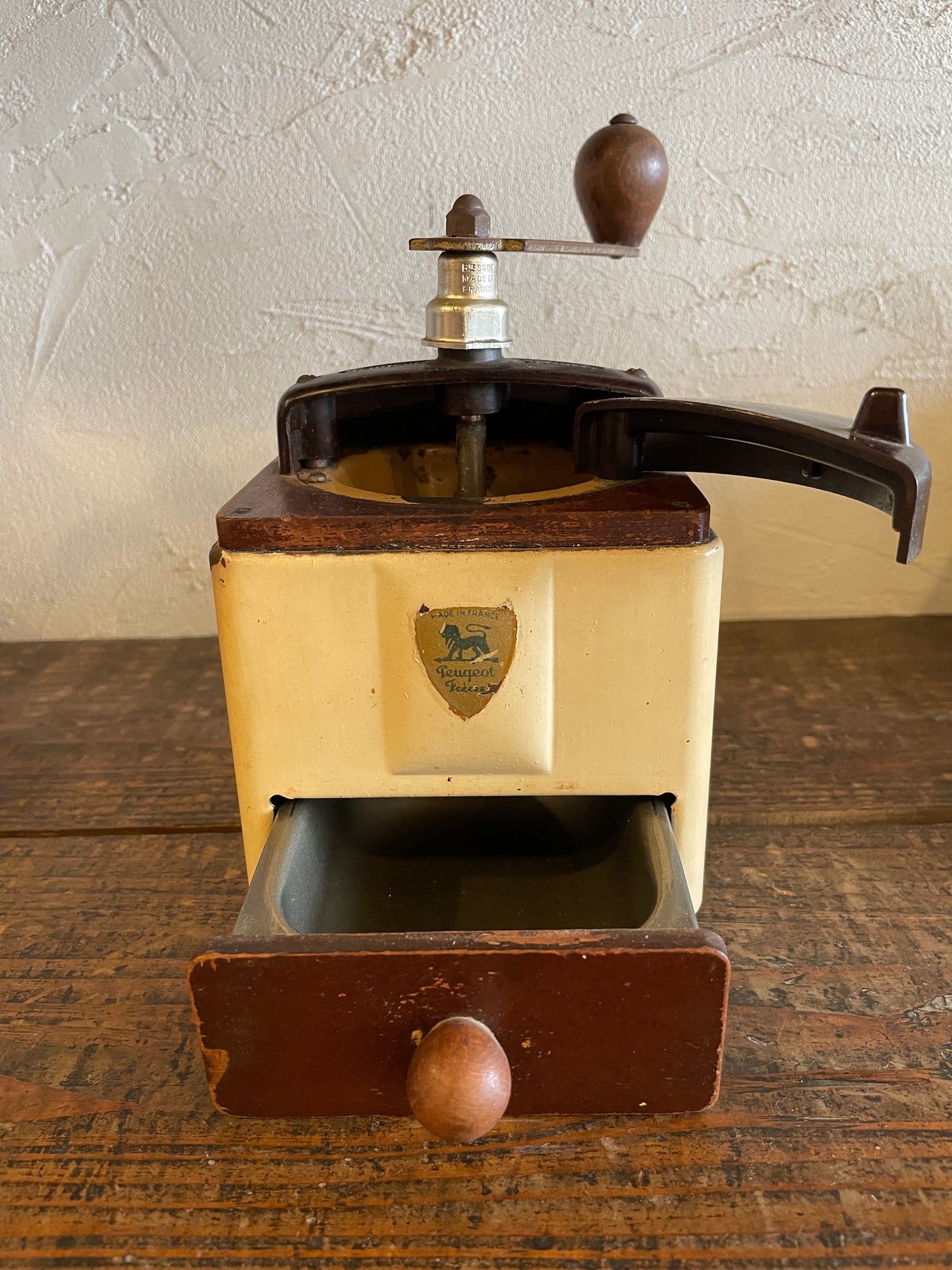 【№ 13】 PEUGEOT model DEPOSE coffee mill