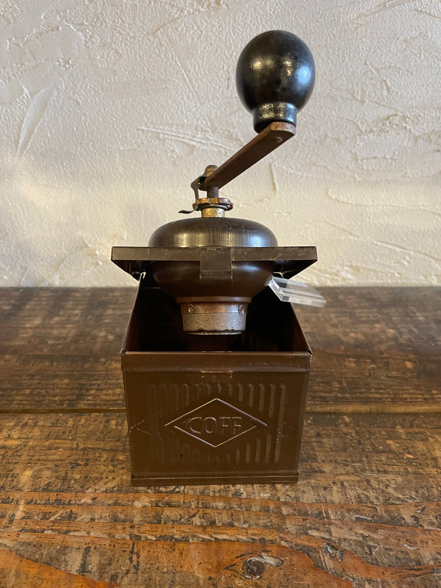 【№ 16】 UNKNOWN sheet iron coffee mill