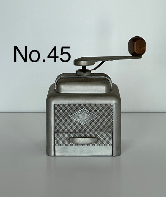 【№ 45】 MOULUX cast aluminum coffee mill