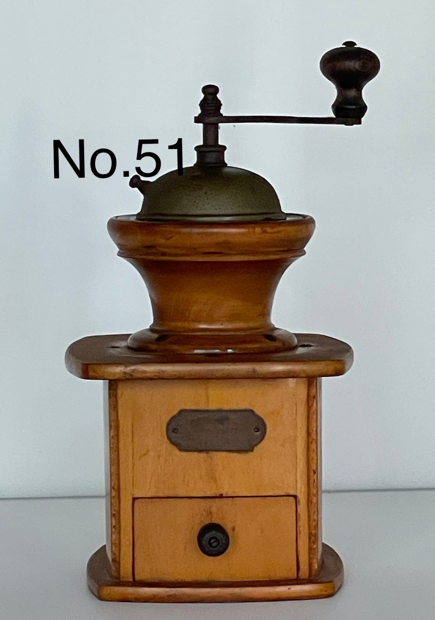 【№ 51】 PeDe wood hopper coffee mill