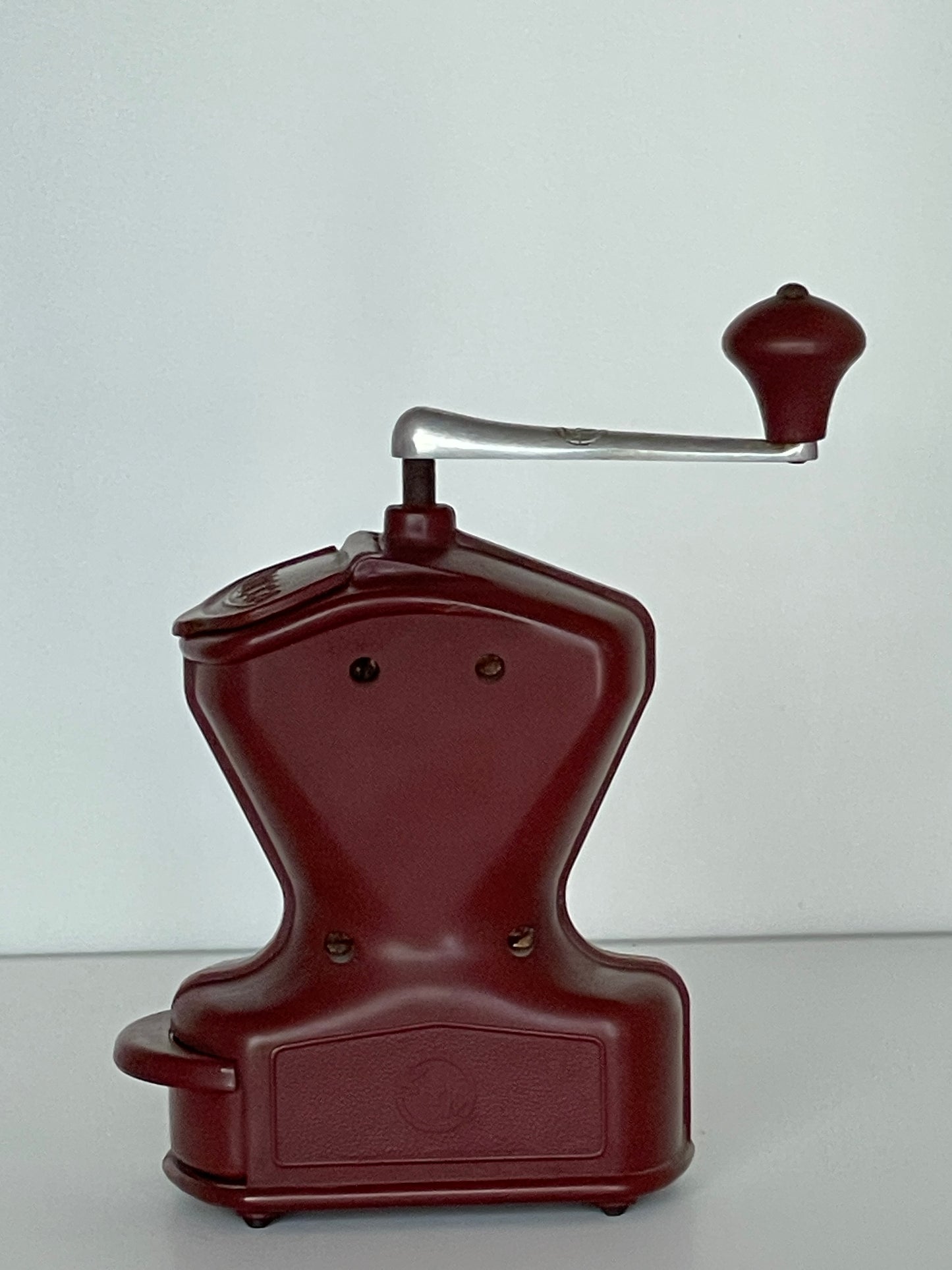 【№ 57】 KyM Bakelit (Slightly bright red)